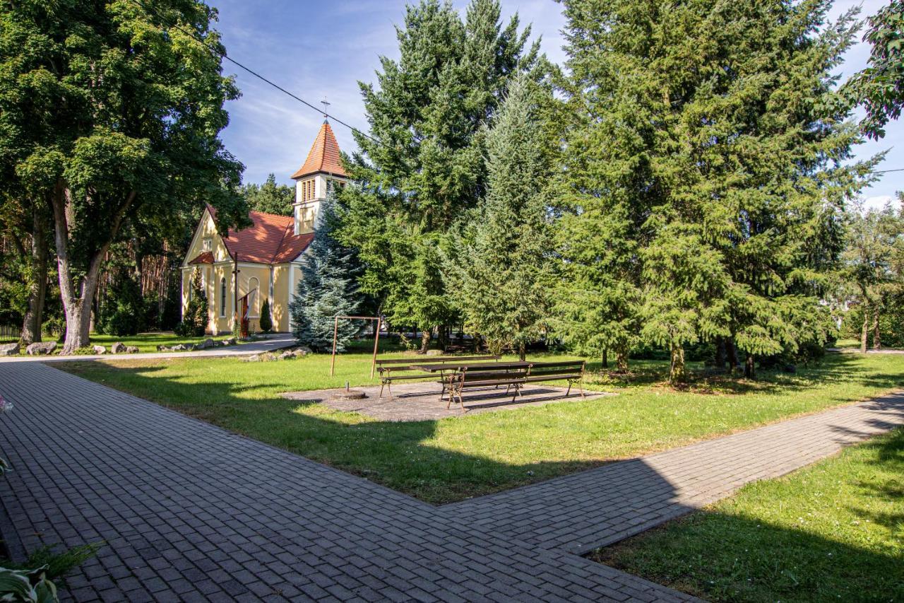 Osrodek Szkoleniowo - Noclegowy Chojnik Sosnie Exterior foto